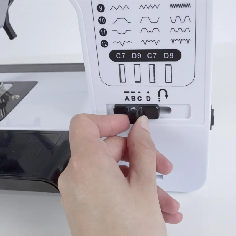 Máquina de coser | P125 - Imagen 6